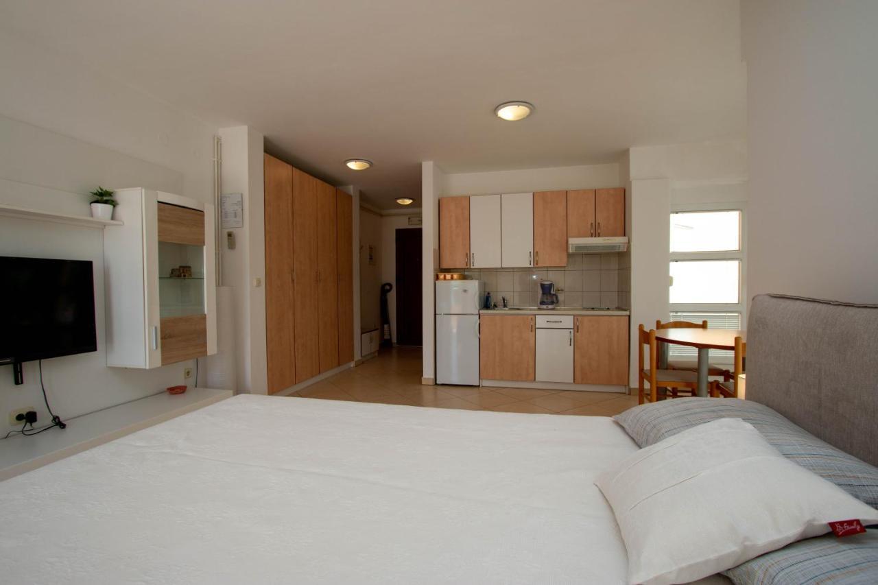 Apartments Matas Sukošan Dış mekan fotoğraf
