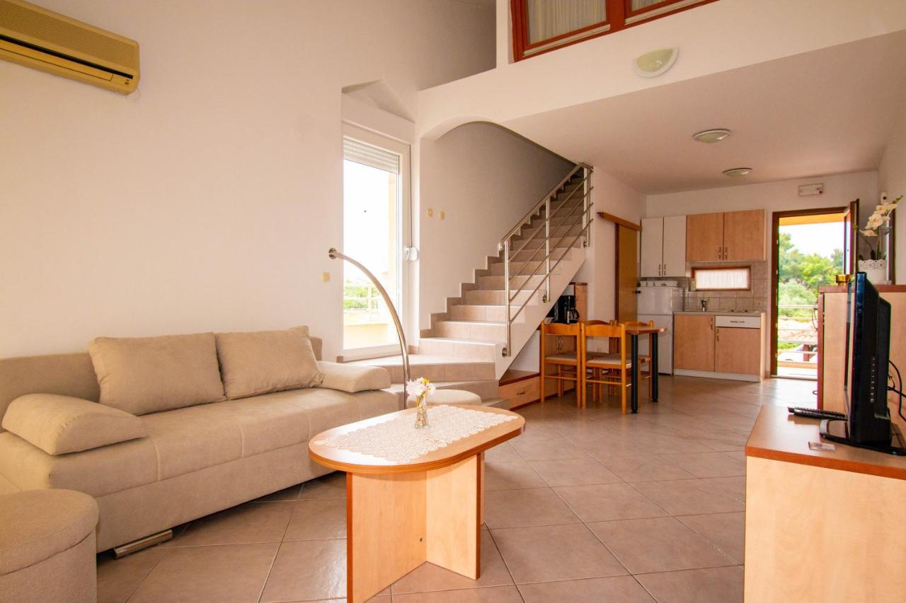 Apartments Matas Sukošan Dış mekan fotoğraf